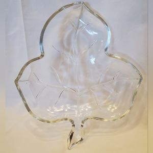 Maple Leaf Vintage Clear Glass Condiment Candy Relish Nuts Tray